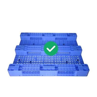 쌓을 수 있는 HDPE 재사용할 수 있는 플라스틱 깔판 5T 짐 파란 음식 급료 단 하나 직면하는